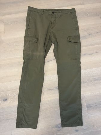 Cargohose Tommy Hilfiger oliv 33/32 neu