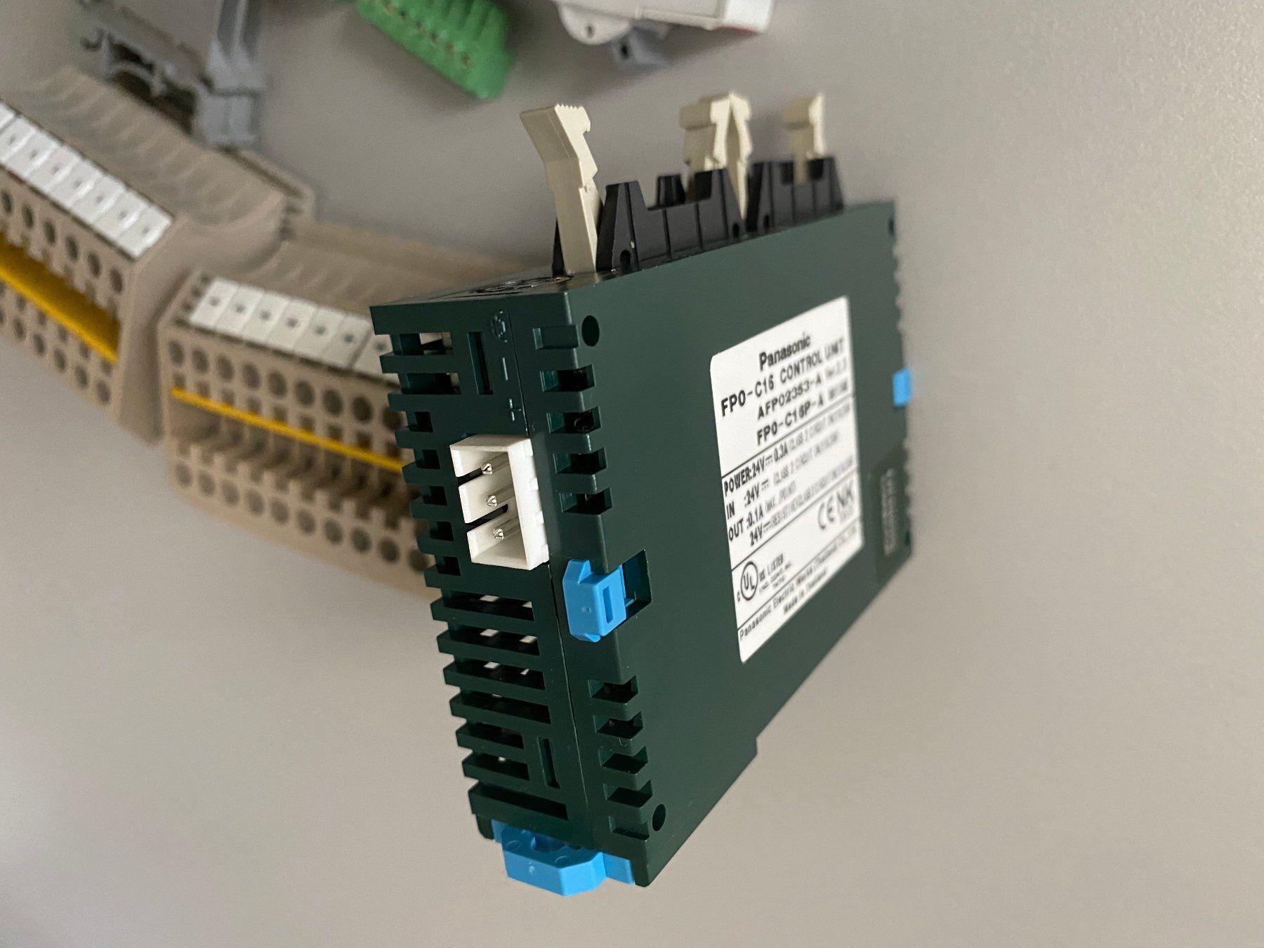 Stromzufuhr: Panasonic FP0-C16 - A Control Unit und Diverses Zubehör – Gebraucht aus Langwiesen von Restposten-24 4