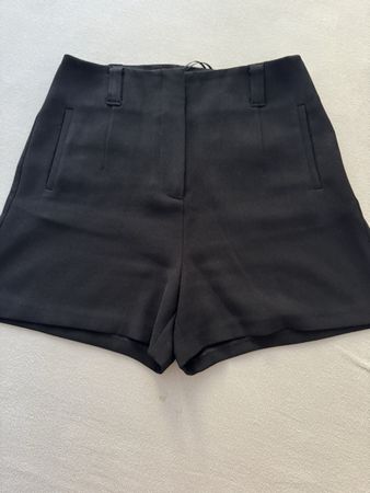 Morgan Shorts schwarz Grösse 34 neuwertig
