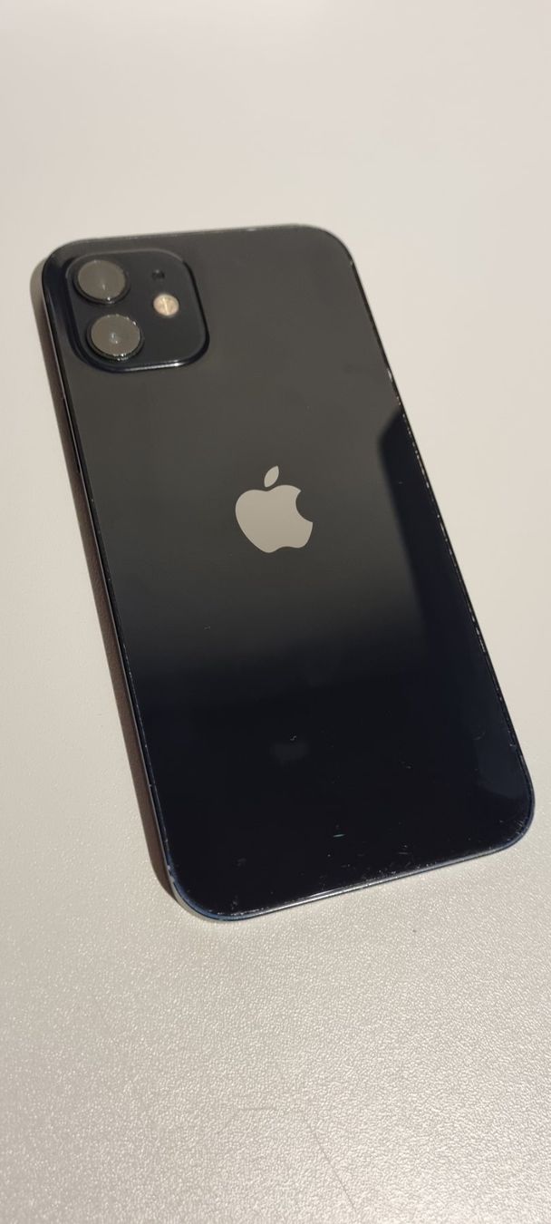 Telefoni: iPhone 12 64GB – Usato da Luzern venduto da sto_5kn2 2