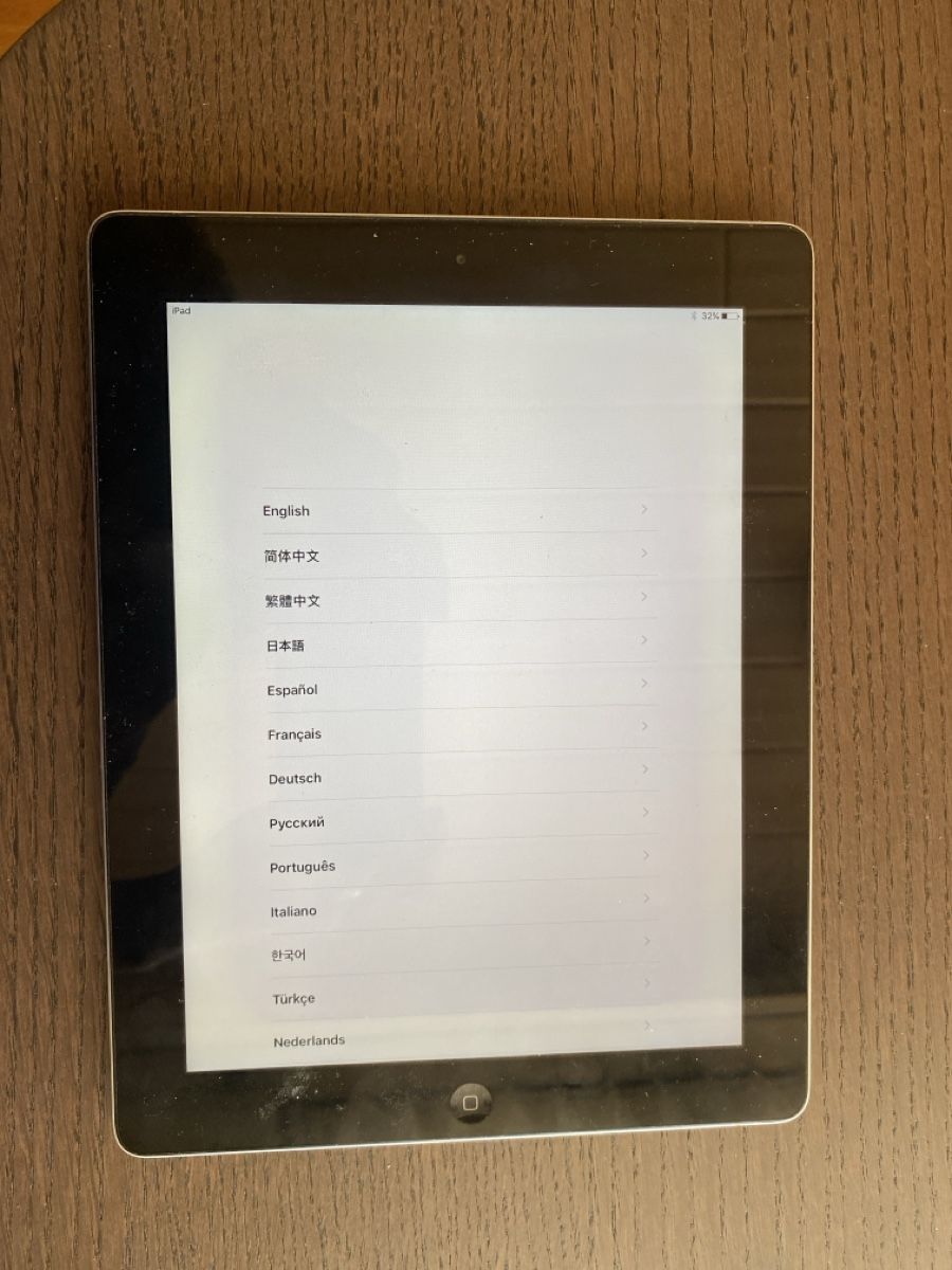 Apple Tablet PC: Apple iPad A1458 – Usato da Füllinsdorf venduto da vathana