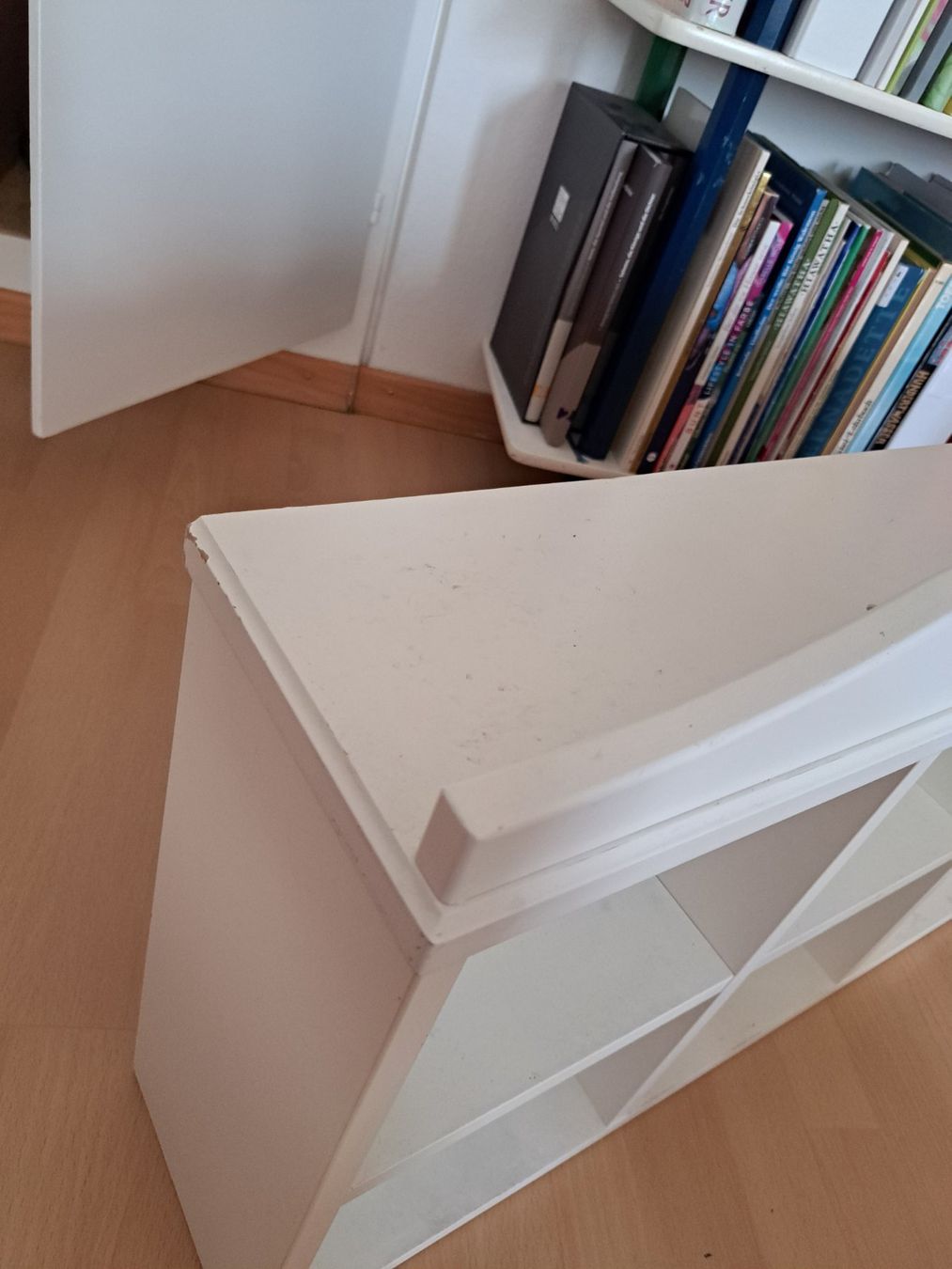 Ikea Étagères: Ikea Hensvik Aufsatz oder Wandregal – D'occasion à Schliern b. Köniz par Suena1 1