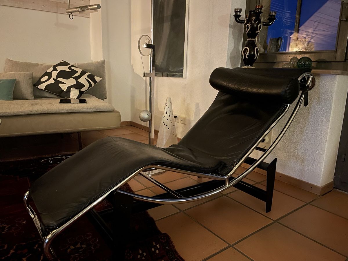 Le Corbusier Chaises longues: LC4 fauteuil  – D'occasion à Lamboing par christopheO