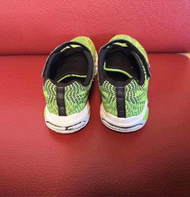Skechers Scarpe da uomo: Skechers Grösse 35 – Usato da Lömmenschwil venduto da classico01 4