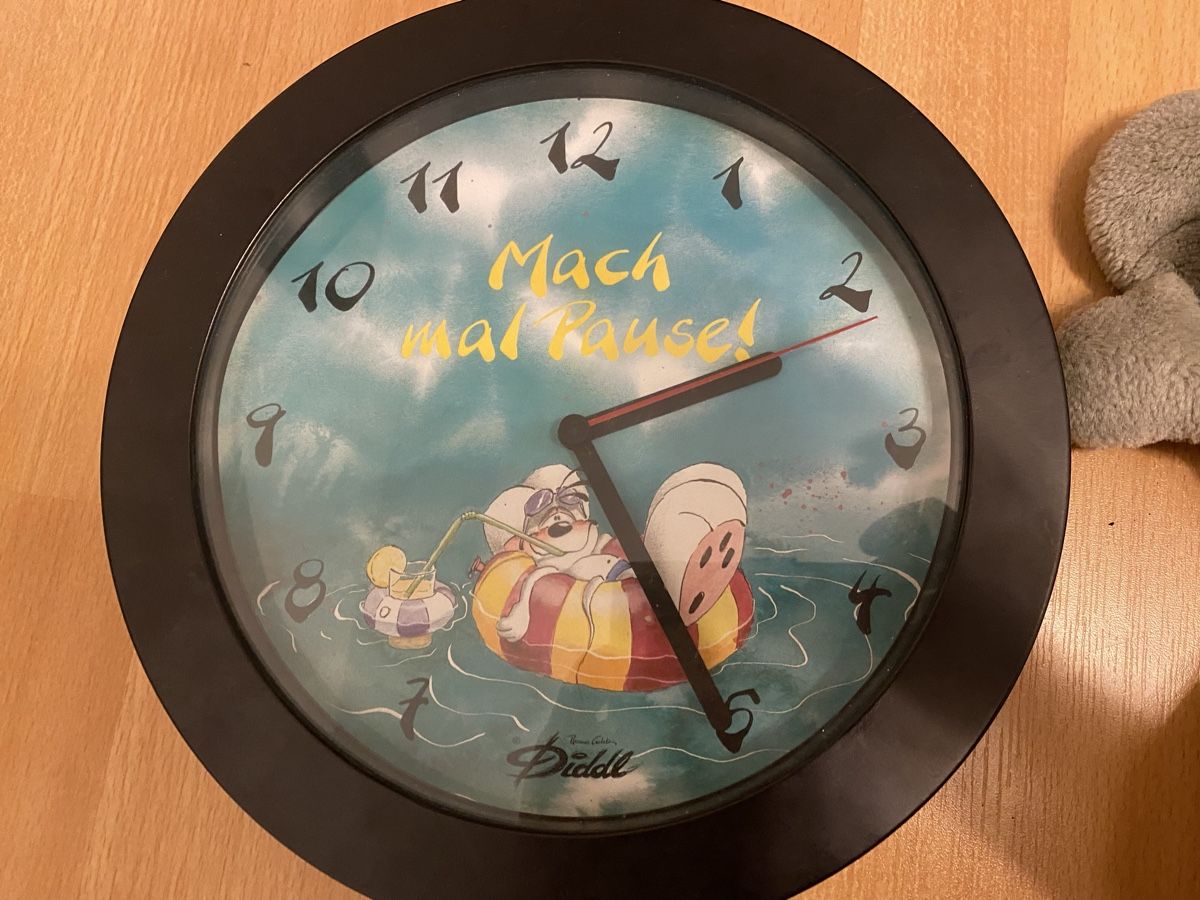 Statuette: Diddl Wanduhr & 2 Plüschmäuse Set – Usato da Buchrain venduto da Sisi83 3