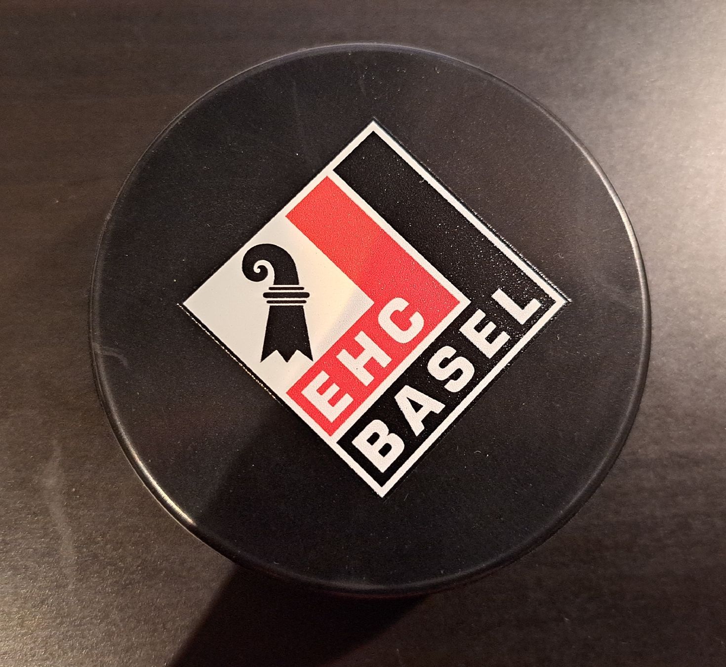 Tutte le decorazioni: Burger King Puck EHC Basel – Nuovo e nell'imballaggio originale da Oberwil BL venduto da Nisli99