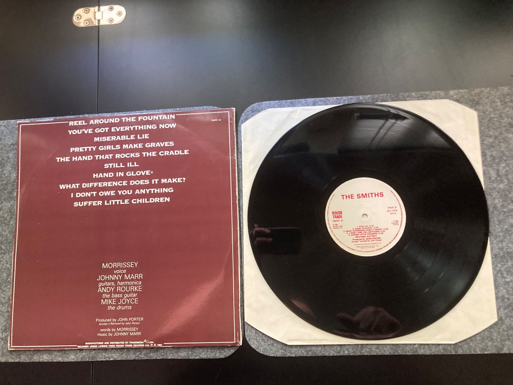 Vinyles: The Smiths - The Smiths (LP) – D'occasion à Fribourg par Karushi 1