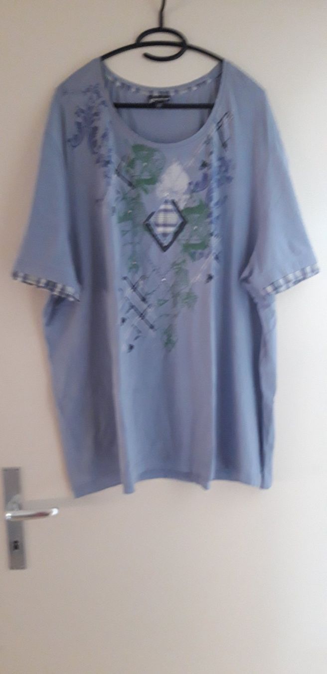 T-shirt: T'shirt femme taille 52 – Usato da Neuchâtel venduto da marevecor