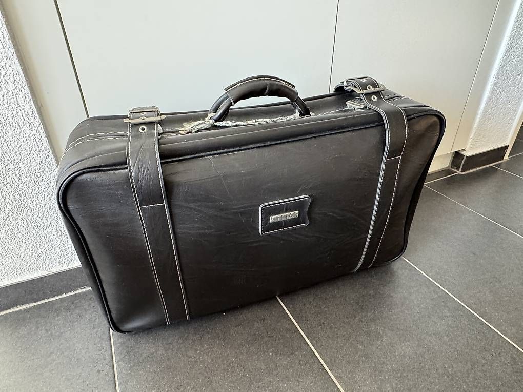 Valigie: Vintage Lederkoffer  – Usato da Zürich venduto da justin27