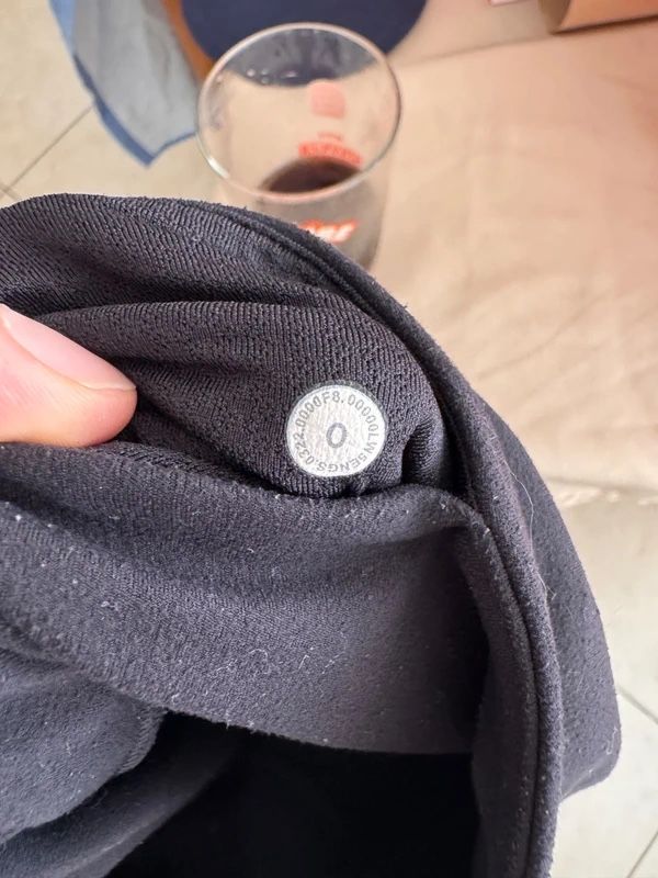 Lululemon Pantalons: Lululemon Yogahose – D'occasion à Schaan par kri_tsw8 4