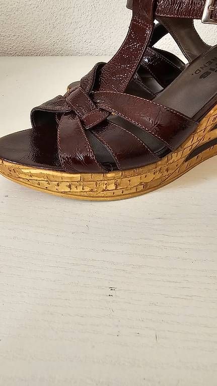 Scarpe da donna: Tamaris Lack-Sandale mit Kork-Keilabsatz – Usato da Sursee venduto da nei_7klk 3