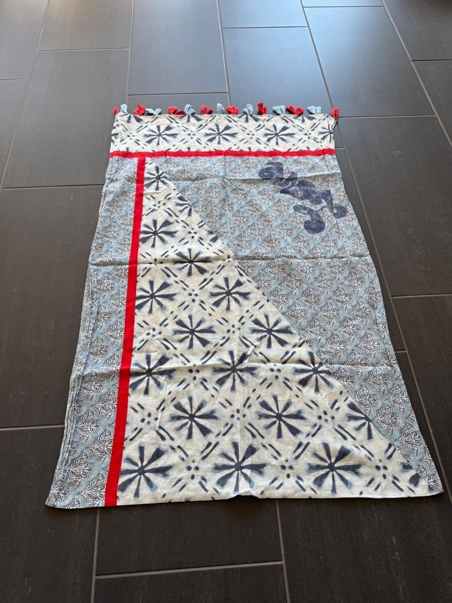 Foulards, Tücher & Schals: Foulard blau rot gemustert neu – Neu (gemäss Beschreibung) aus Müllheim Dorf von Tg19114