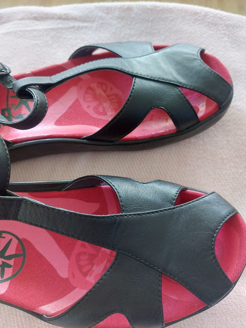 Camper Scarpe da donna: Schwarze Camper Sandalen, Grösse 40 – Usato da Thun venduto da Alexanna 6