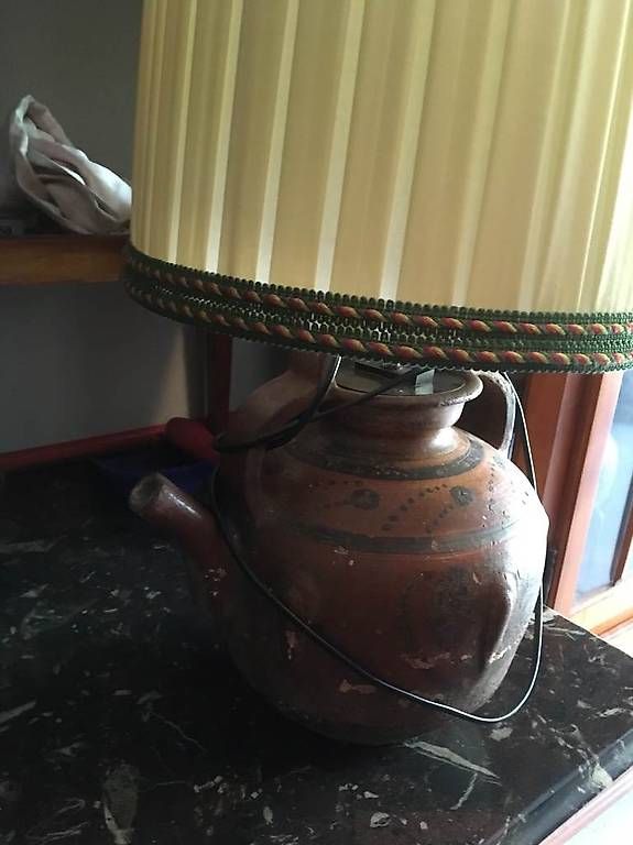 Lampade: ancienne lampe en terre cuite transformée en lampe. – Usato da St. Maurice venduto da Benoit12 2
