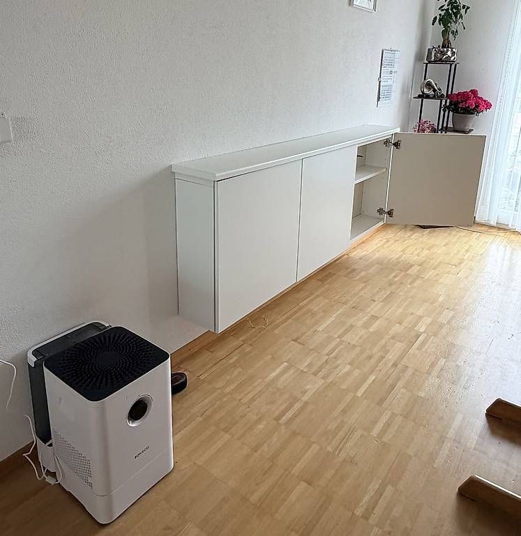 Cassettiere: Ikea Besta – Usato da Neuhausen am Rheinfall venduto da ChriSvi 1