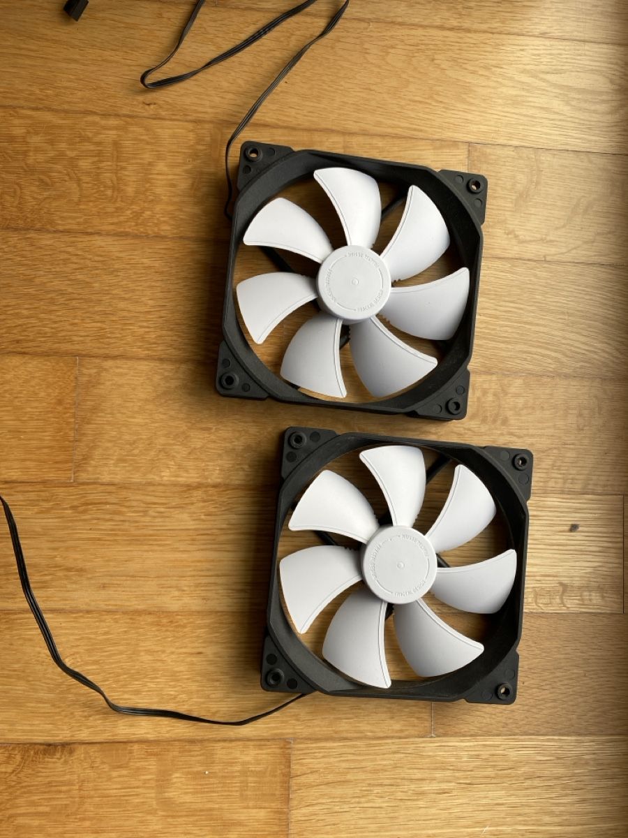 Fractal Ventilatori: 2 x Fractal Dynamic GP-14 – Usato da Winterthur venduto da x_p_6xf7