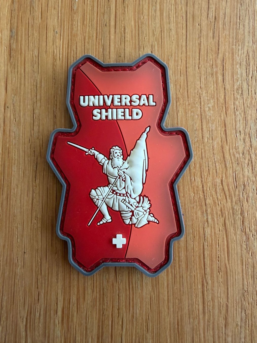 Swiss Plaketten & Abzeichen: Batch - Universal Shield – Gebraucht aus Urnäsch von Winterzauber12