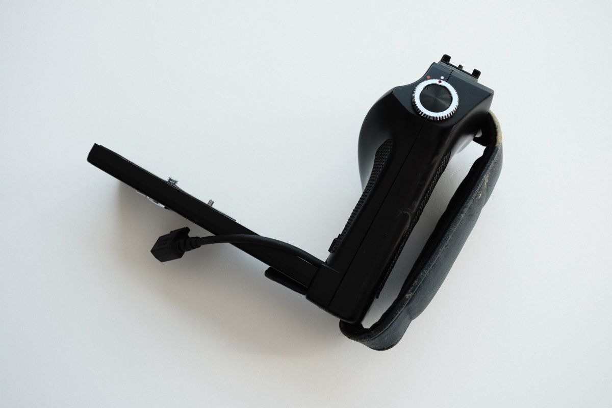 Mamiya Appareil photo: Mamiya Handgriff – D'occasion à ZÜRICH par KaJotKe