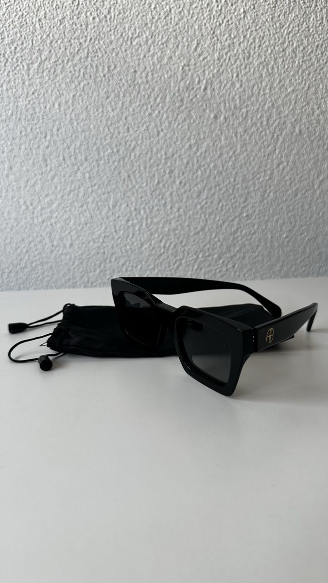 Anine Bing Occhiali & Lenti: Authentic Anine Bing Sunglasses- Black – Usato da Luzern venduto da ida_hv2y 5