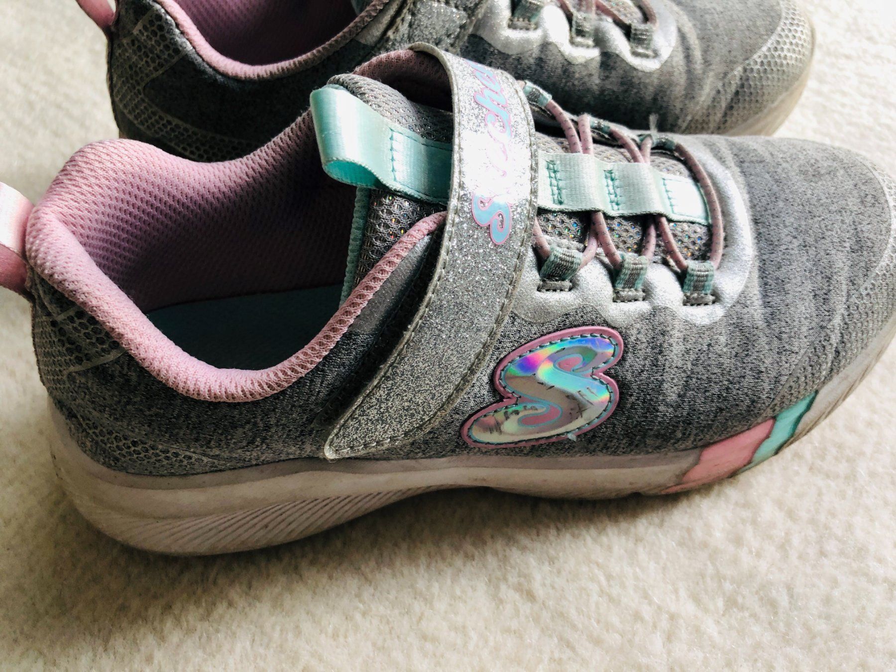 Skechers Scarpe per ragazze: skechers Mädchen Gr 35 – Usato da Zürich venduto da poliveira 1