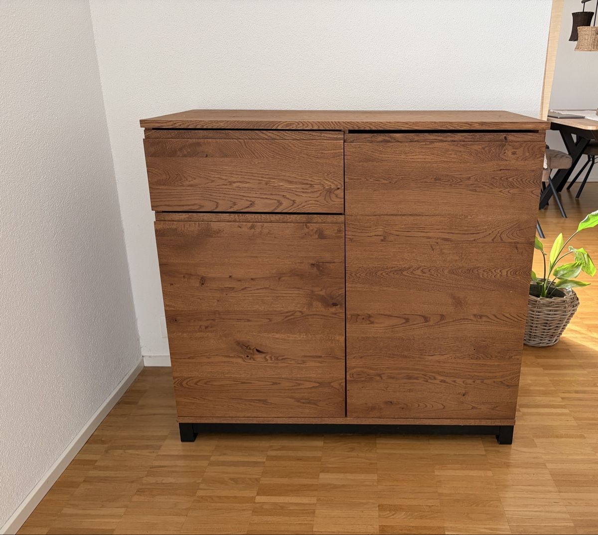 Cassettiere: Kommode 2 Türen 1 Schublade – Usato da Uster venduto da css_6lms
