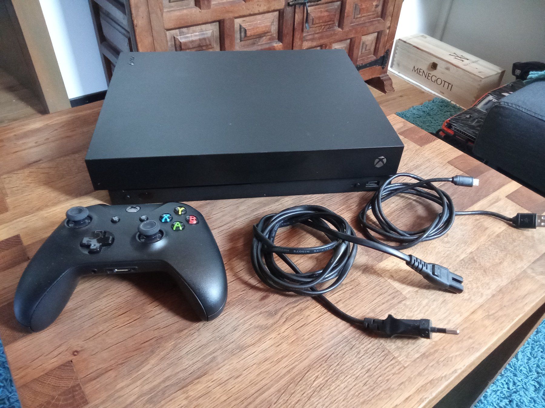 Microsoft Console: Xbox One X – Usato da Erstfeld venduto da Tomalov 2
