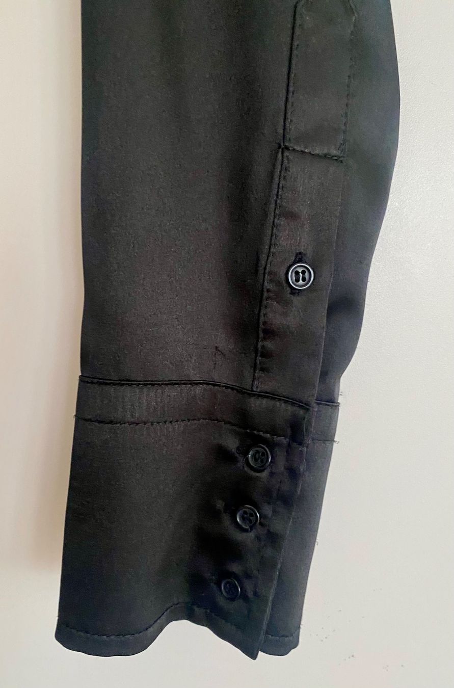 Blusen: Satin-Bluse in Schwarz, Gr. 38 – Gebraucht aus Zürich von Maria2021 2