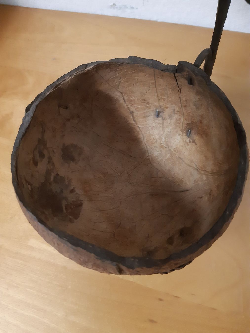 Statuette: Little coconut and iron object – Usato da Verscio venduto da giamma1985 6