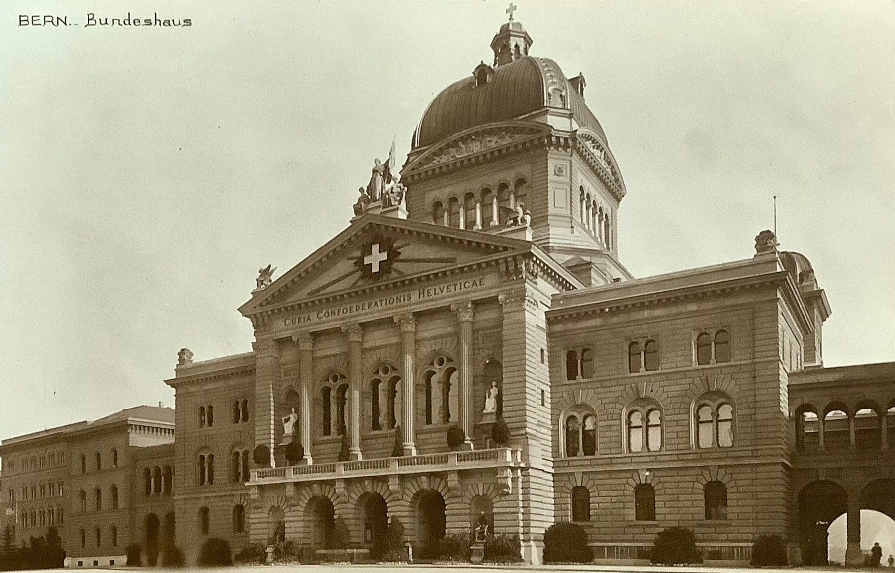 Cartoline postali: BUNDESHAUS - Bern – Usato da Root venduto da ENGLAND-TREASURES 1
