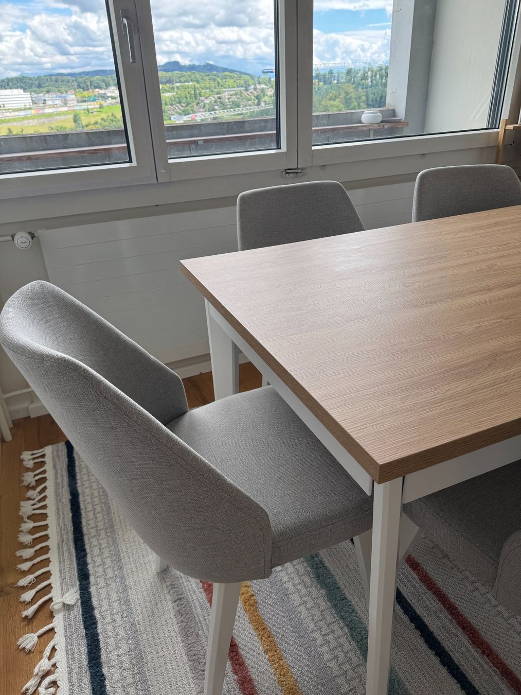 Tavoli: Extendable dining table with 6 chairs – Usato da Worblaufen venduto da fur_dmz7 4