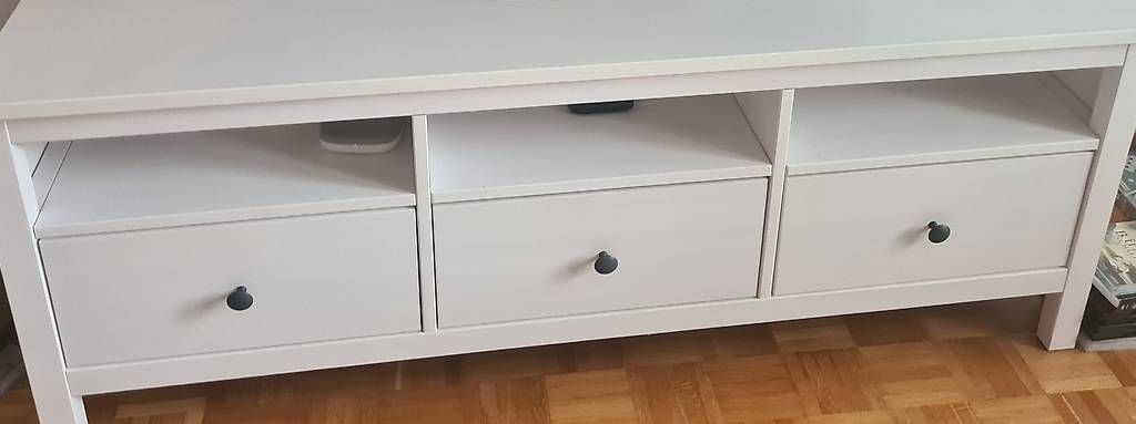 Ikea Meubles TV: TV Regal – D'occasion à Bern par ast_k5pn