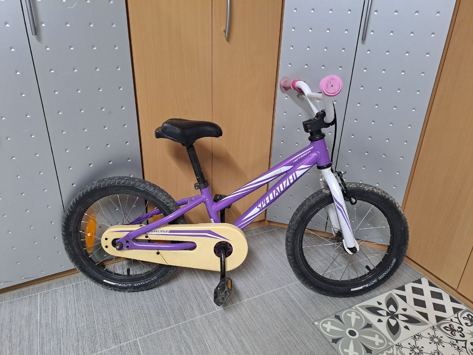 Specialized Biciclette: Vélo Specialized 16" – Usato da Bôle venduto da joko12