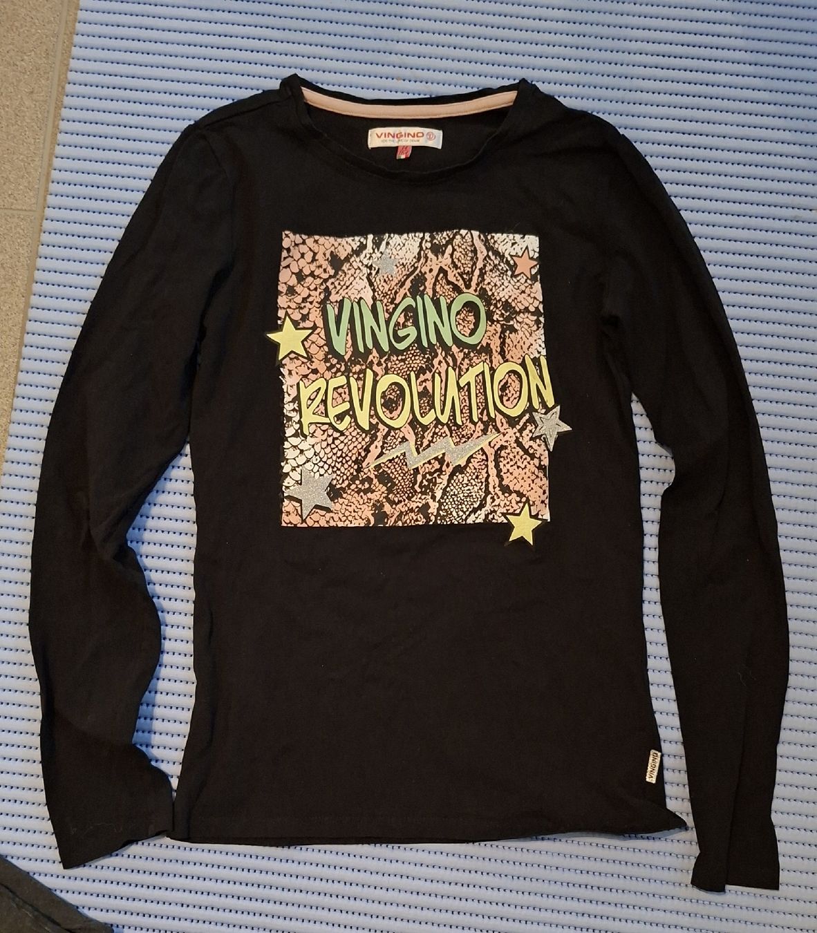 Vingino Maglioni & Felpe: Langarmshirt,Vingino, Gr. 164, Pullover,Top Zustand! – Nuovo (secondo la descrizione) da Oftringen venduto da januarloch 2