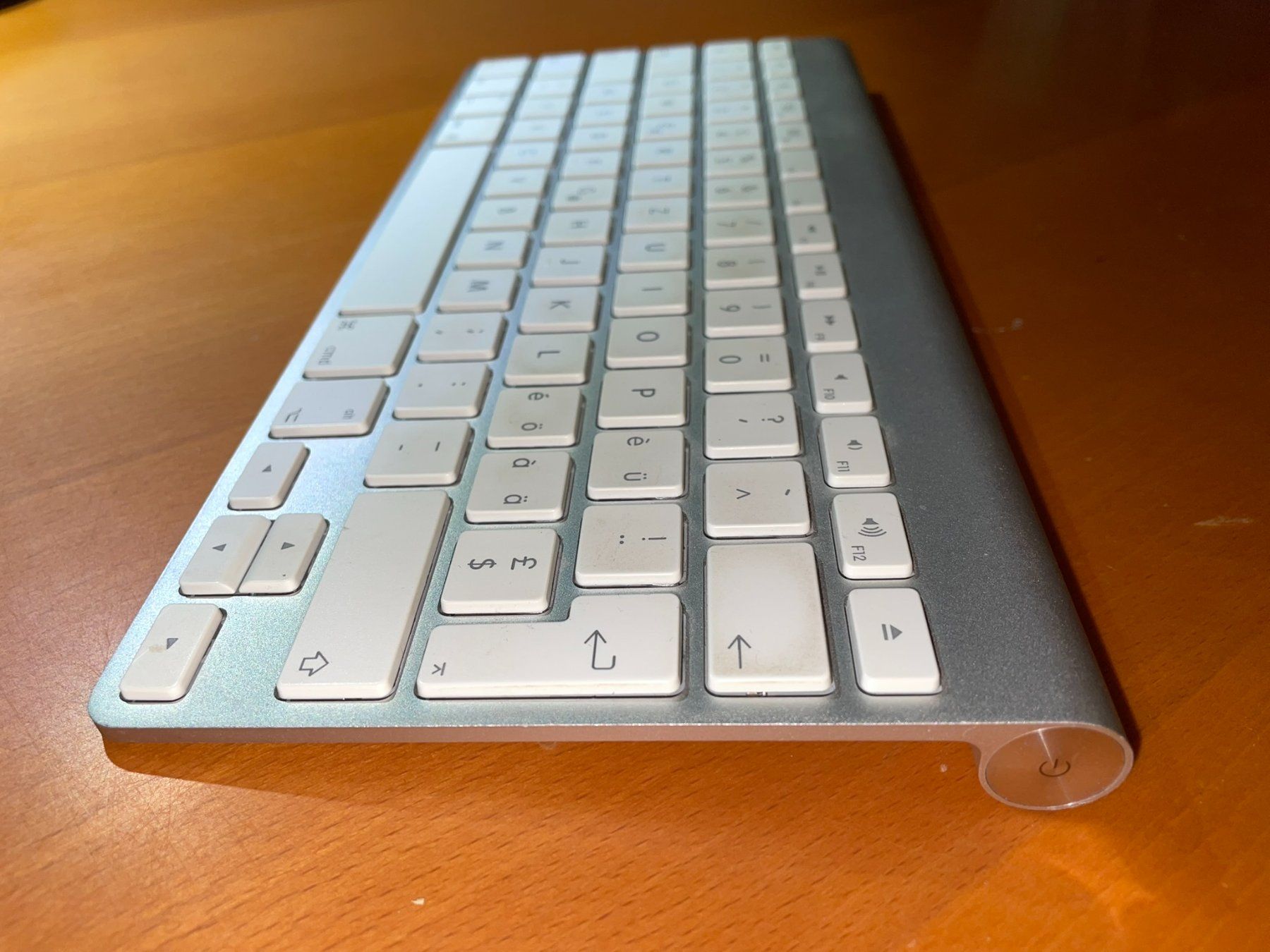 Apple Tastiere: Clavier sans fil Apple A1314 – Usato da Yvonand venduto da Musicman5 2