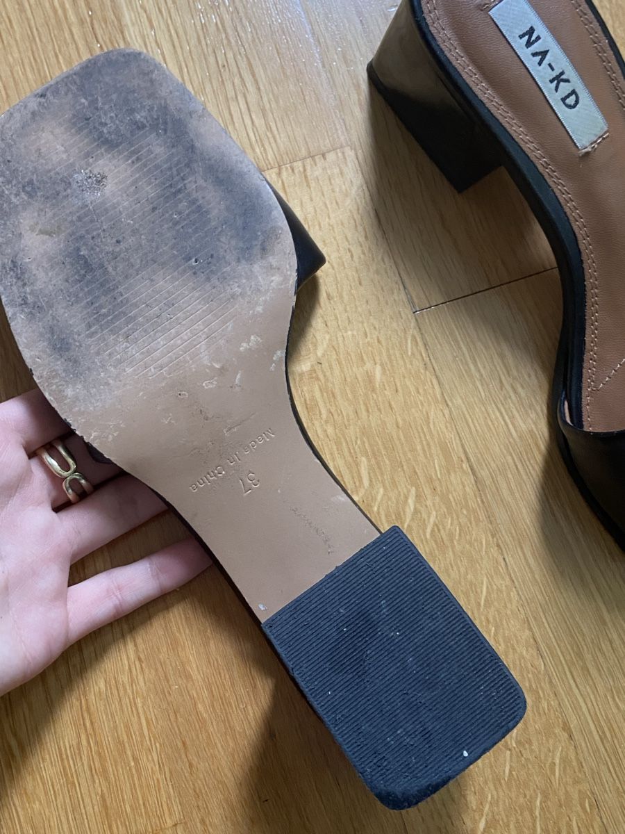 Scarpe da donna: NA-KD Pantoletten Schwarz, Gr. 37! – Nuovo (secondo la descrizione) da Zürich venduto da cas_x6pw 2