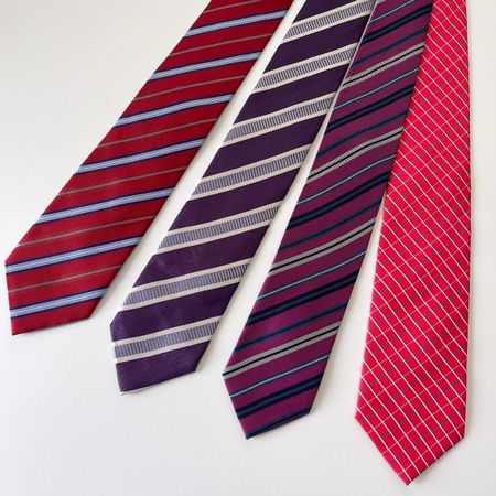 SET OF 4 SILK TIES
