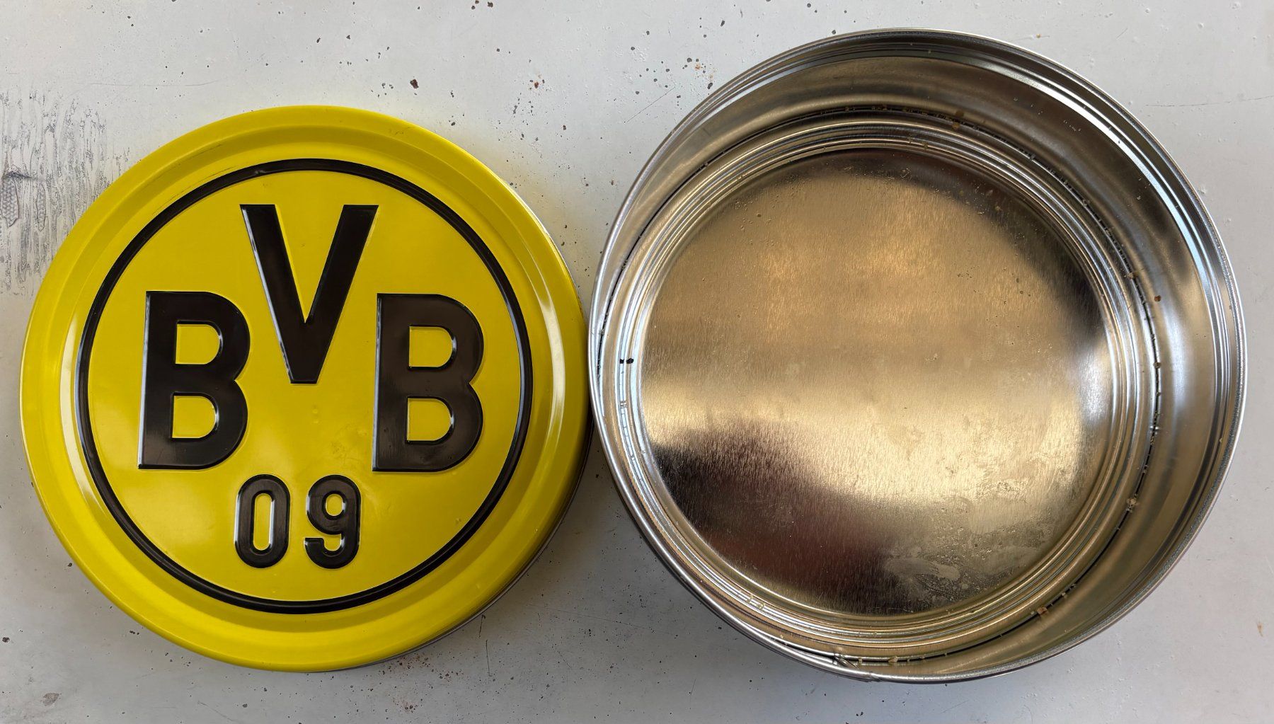 Autre vaisselle: BVB 09 BLECHDOSE – D'occasion à Ostermundigen par wini63 5