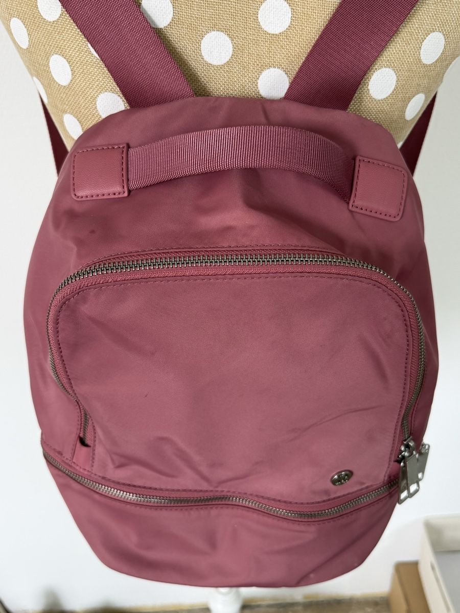Rucksäcke: Lululemon City Adventurer Backpack – Gebraucht aus Arbon von Jelmo
