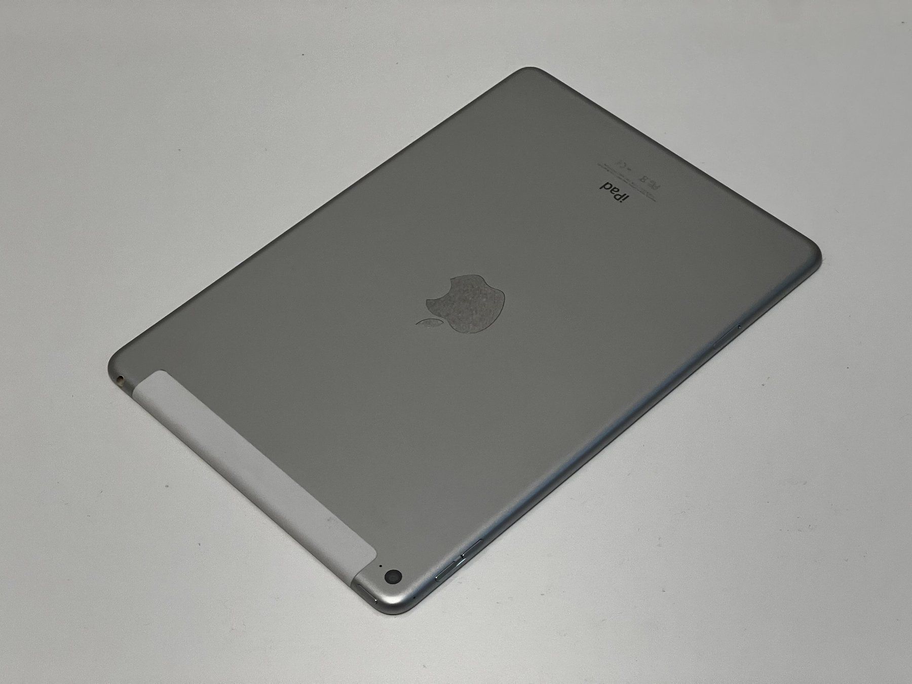 Apple Tablet PC: iPad Air 2 Wi-Fi + Cellular 64gb – Usato da Delemont venduto da Nova-Goods 6