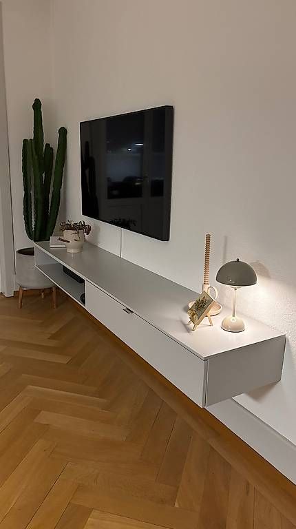 Micasa Mobili TV: Hochwertiges Sideboard hellgrau – Usato da Bern venduto da mue_jv8z