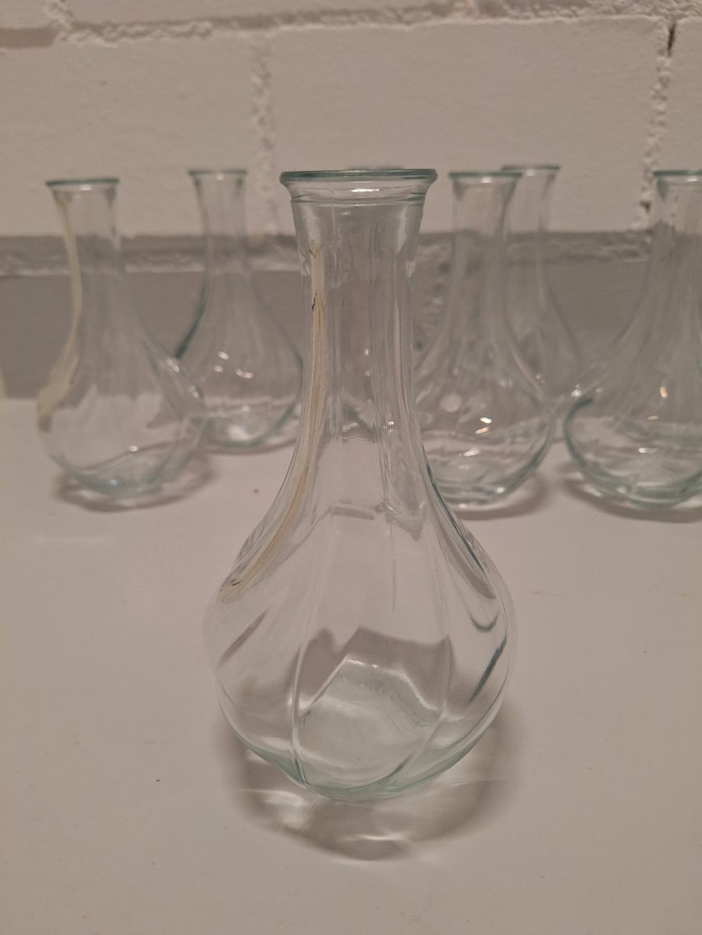 Ikea Vasi & Recipienti: 8 Ikea VILJESTARK Vasen – Usato da Herznach venduto da TheHoBo