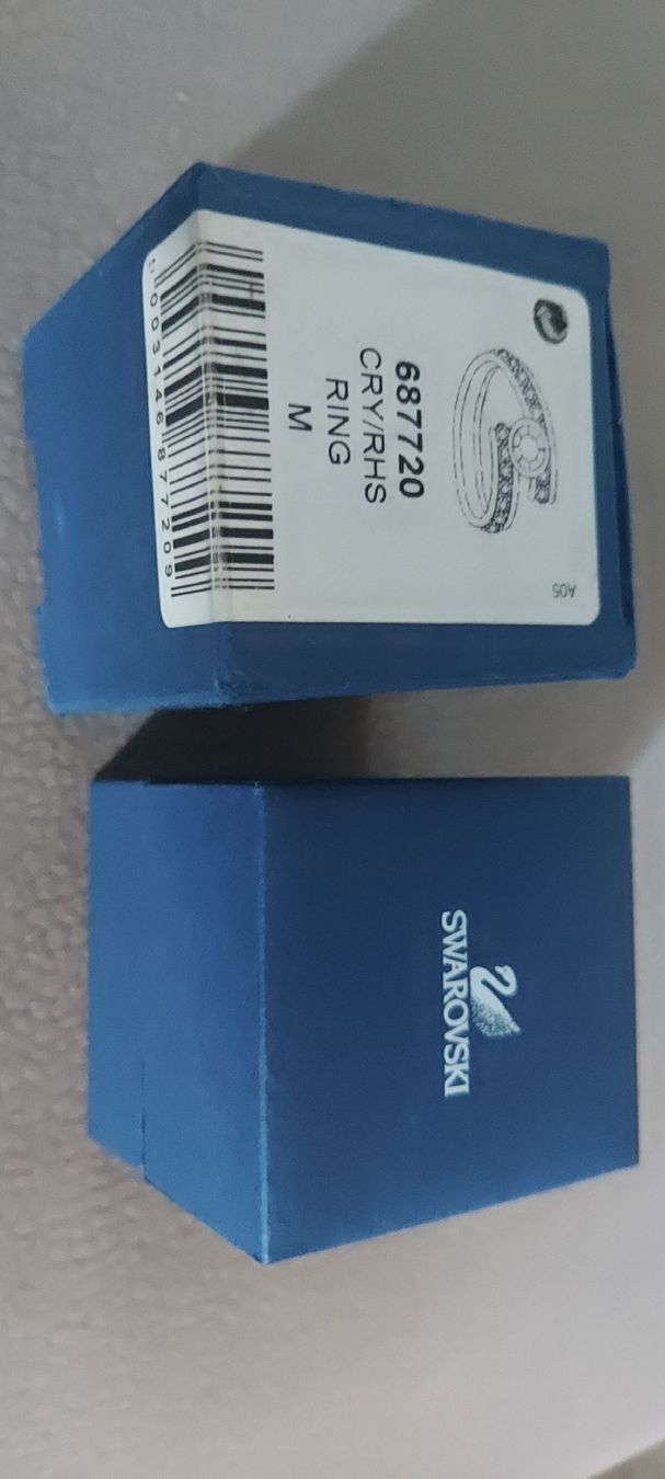 Swarovski Anelli: Swarovski Ring Modell  Grösse M mit Originalbox – Nuovo (secondo la descrizione) da Liestal venduto da swary007 3