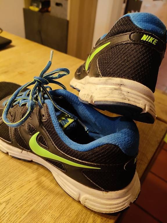 Scarpe da uomo: Nike Sneaker Gr. 42 – Usato da Winterthur venduto da M.P.1972 1