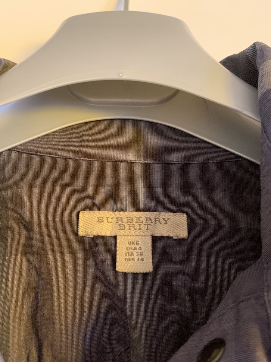 Vestiti: Burberry Kleid – Usato da Zürich venduto da Nikuska32 4