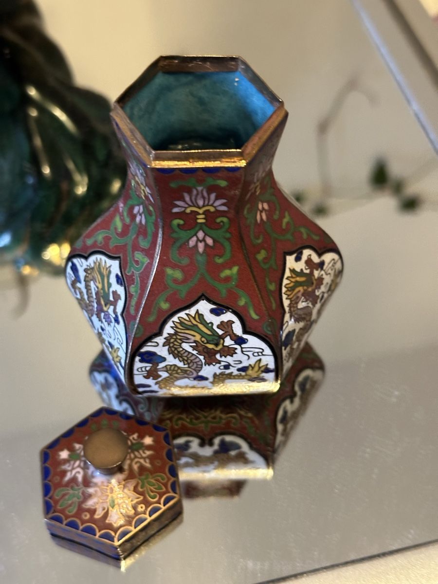 Tutte le decorazioni: Wunderschöne chinesische Cloisonné Dose mit Drachenmotiven – Usato da Zürich venduto da c_d_r 5
