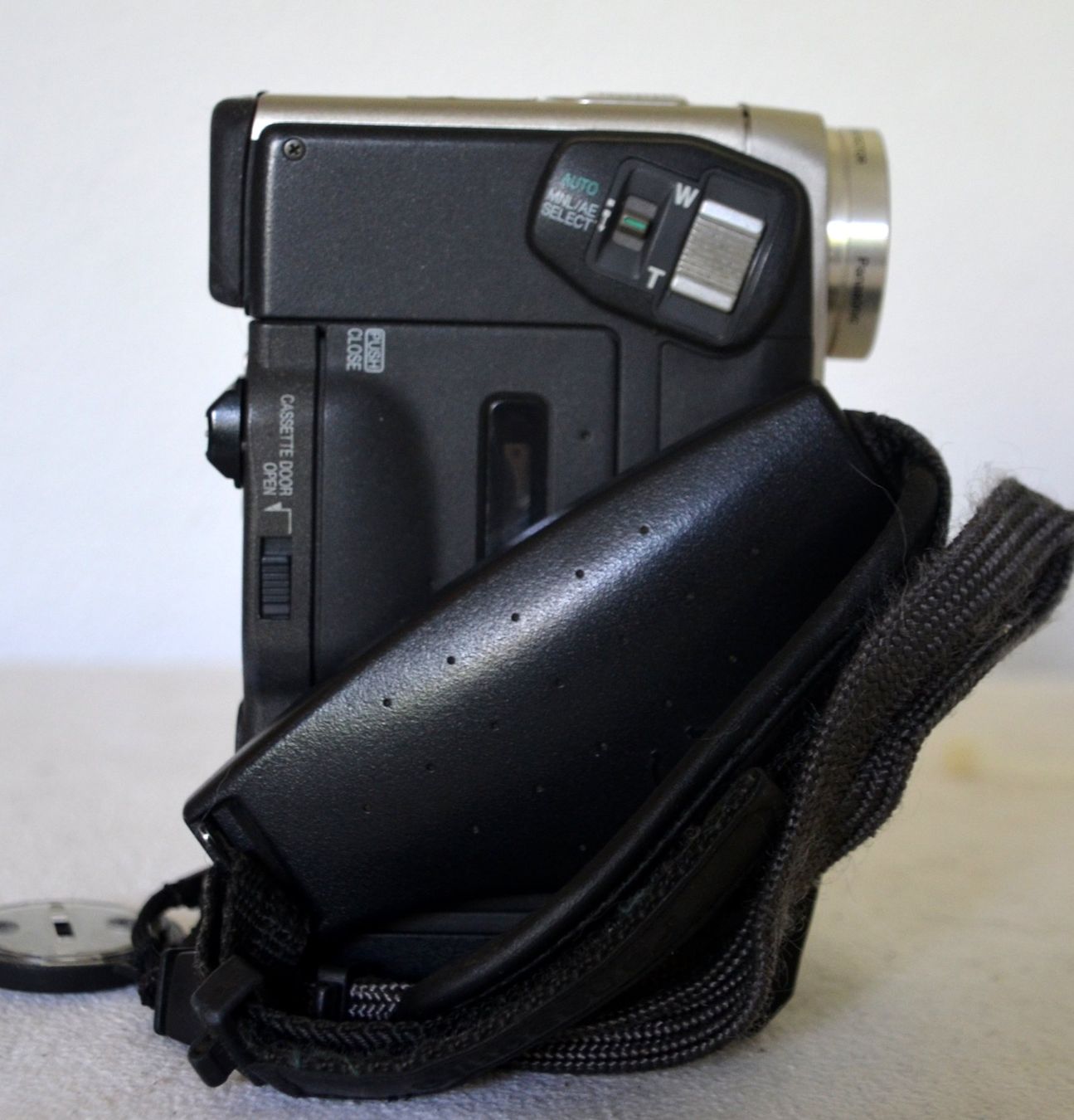 Panasonic Camcorder: Camcorder MiniDV Panasonic NEX1  caméscope – Defekt aus Collonges von arashee 4