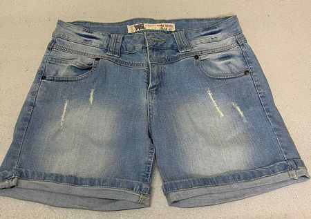 Kurze Hose
