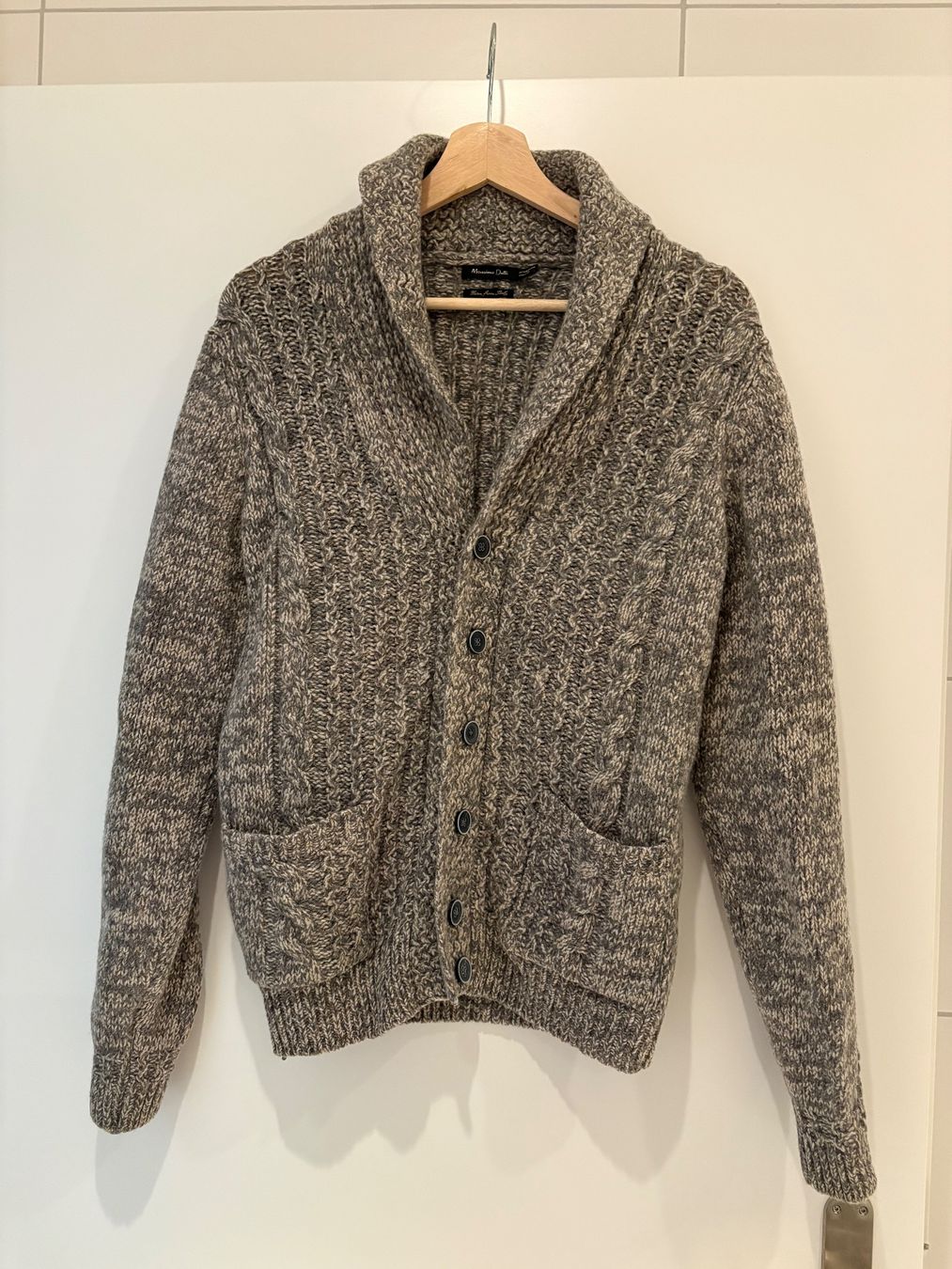 Massimo Dutti Jacken: Massimo Dutti Cardigan – Gebraucht aus Basel von El_Haraldo