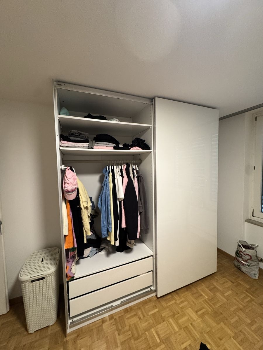Ikea Schränke: IKEA PAX Kleiderschrank – Gebraucht aus St. Gallen von Jbjbhs 1