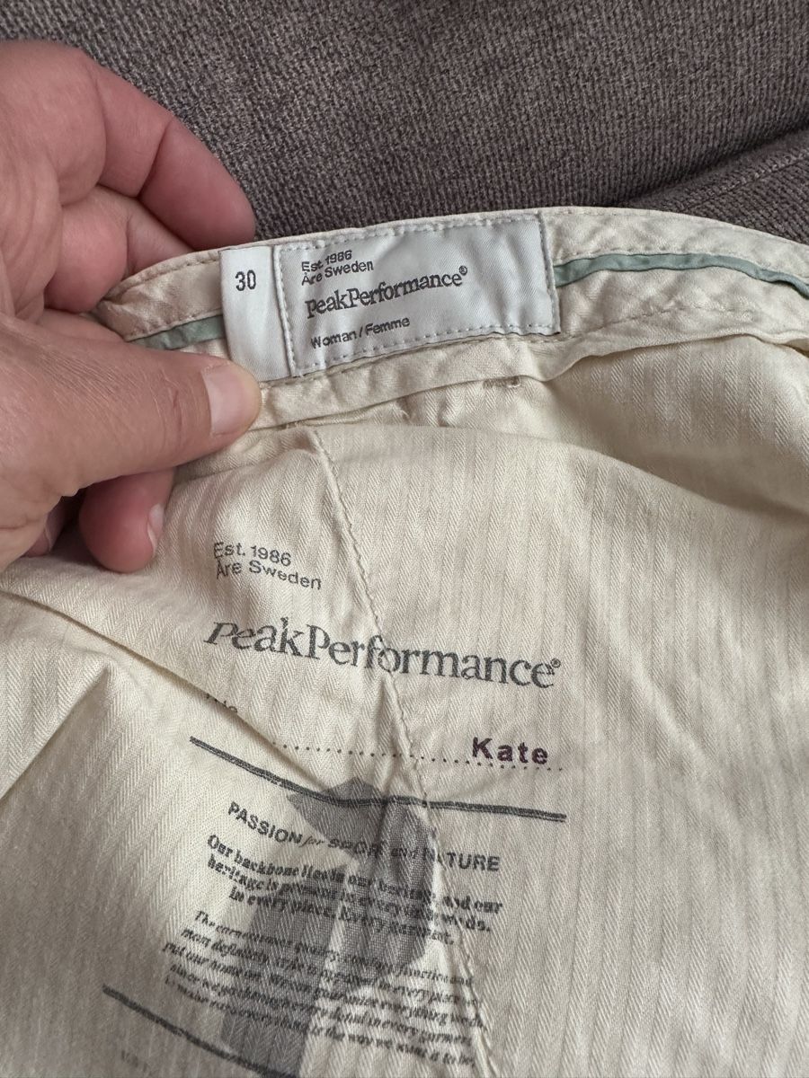 Peak Performance Pantaloni: Shorts PeakPerformance Gr.30 – Usato da Mels venduto da ricoshop 5